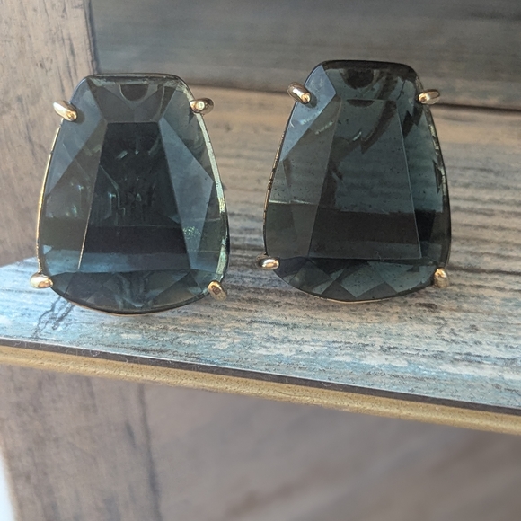 Vintage Monet Statement Clip-On Earrings | Bold Faceted Glass Stones|1980s - Picture 7 of 7